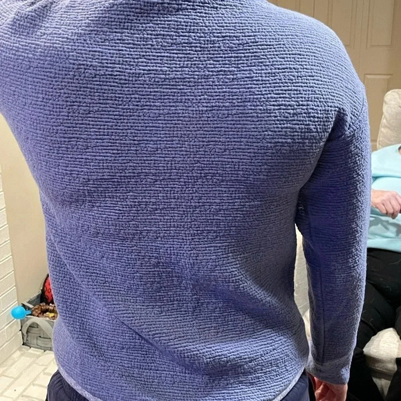 Beautiful Warm Top Sz XS - Picture 3 of 3